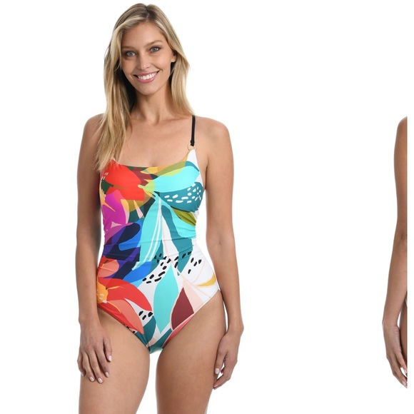 La Blanca
Eclectic Shore Lingerie One-Piece Swimsuit NWT - Picture 2 of 7